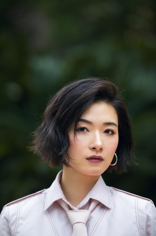 论女星的短发角色，只服这10位港台女神！热巴等人就别硬上弓了