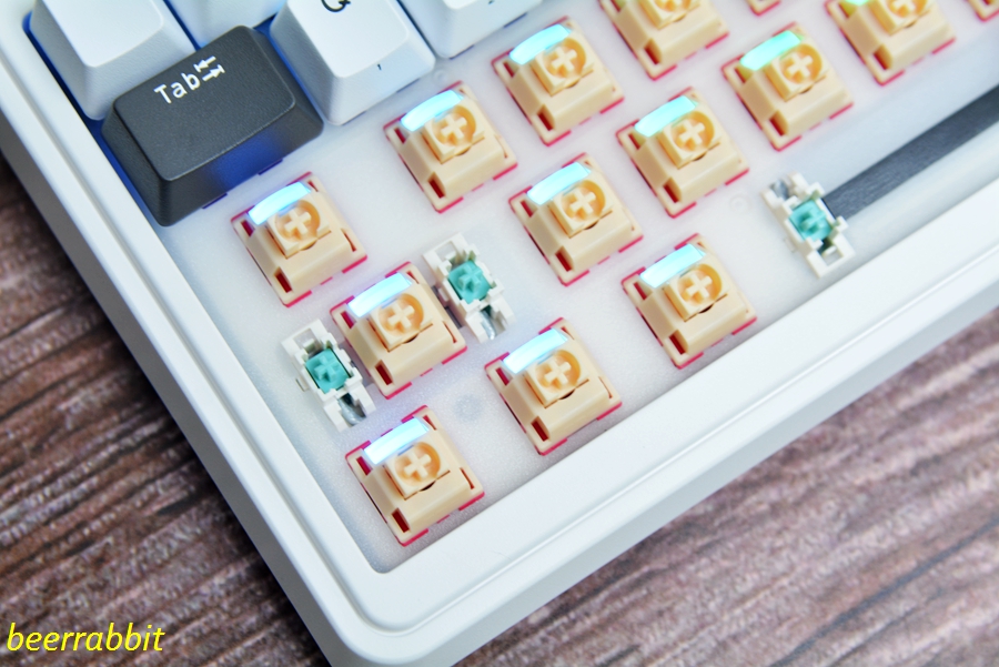 强上加强珂芝K75三模机械键盘与TTC钢铁轴的联合