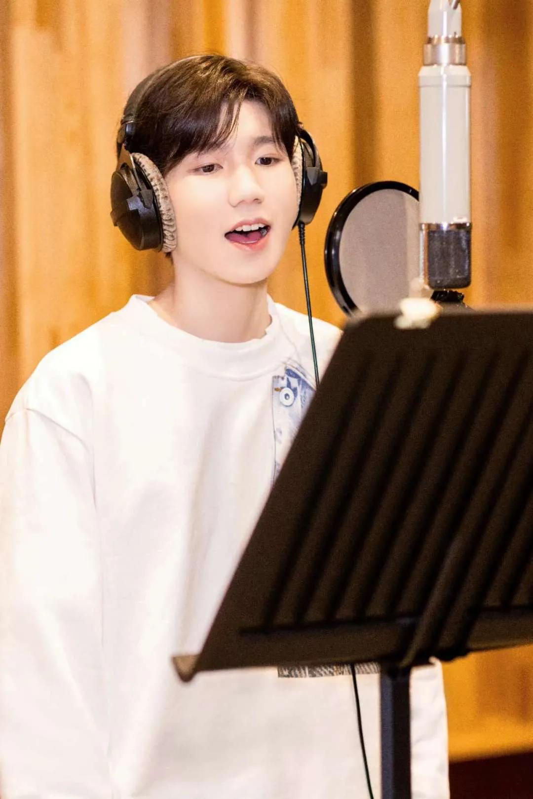 王源冬奥报道,王源冰雪盛典