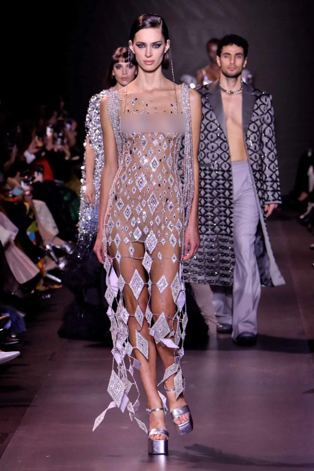 georgeshobeika2018时装秀完整版,georgeshobeika2018年的秀场