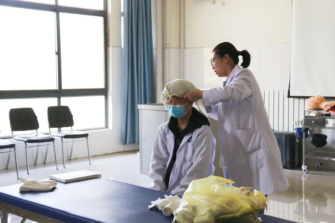 急救知识培训学校,急救知识培训全课程进学校