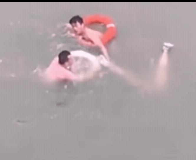 学游泳到什么程度才算是会游泳,学游泳会难吗