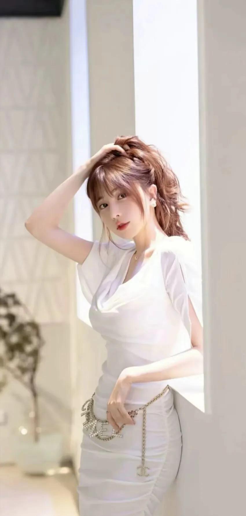 喜欢的人和我搞暧昧怎么办,发现喜欢的人和所有人都暧昧