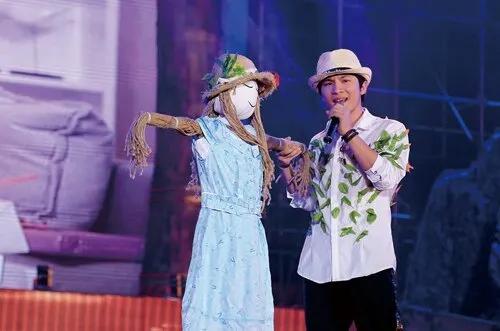 稻草人之恋卓君,稻草人之恋电影