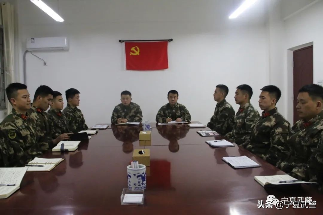 清汤泡面宵夜,泡面暖心又暖胃