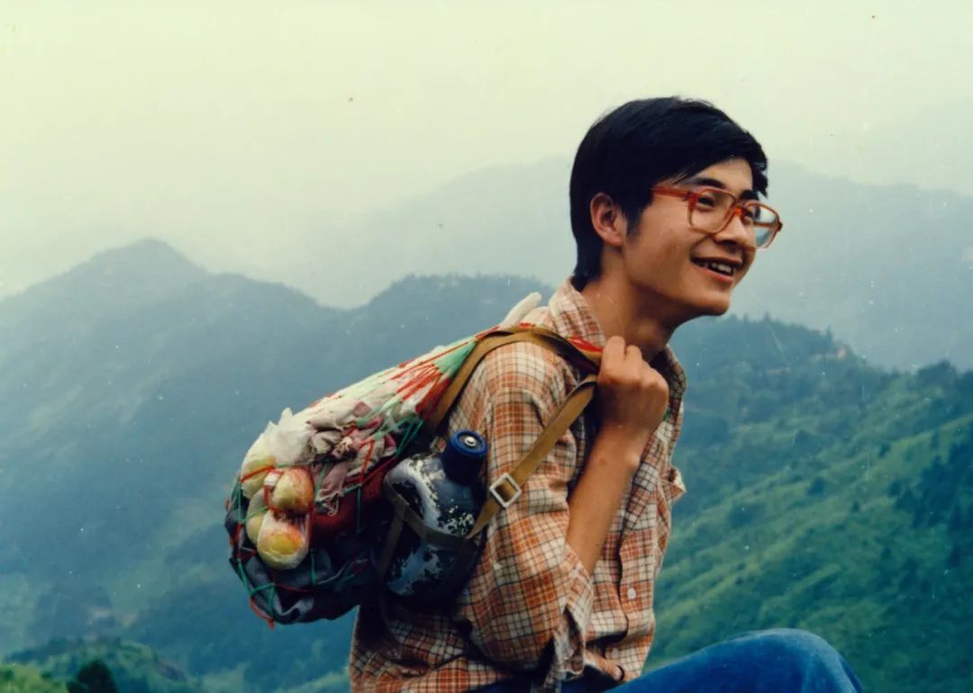 令人难忘的老师800字初中作文,难忘的语文老师