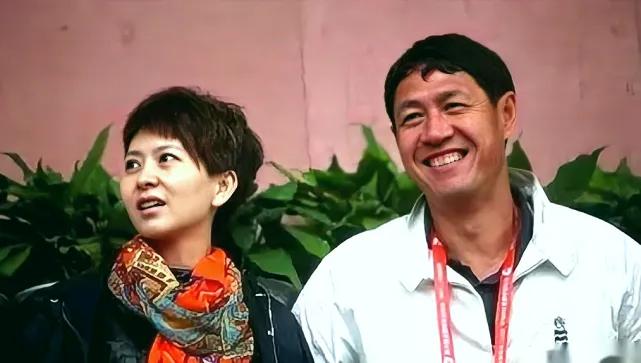 甘萍和黎兵以前结过婚吗,甘萍老公黎兵个人资料