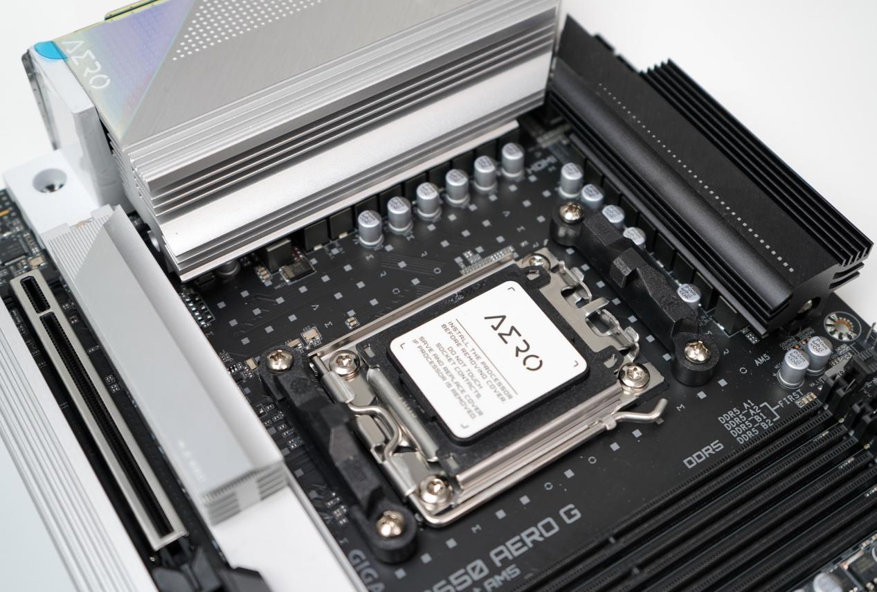 锐龙3700x配b450主板评测,锐龙53600配技嘉主板