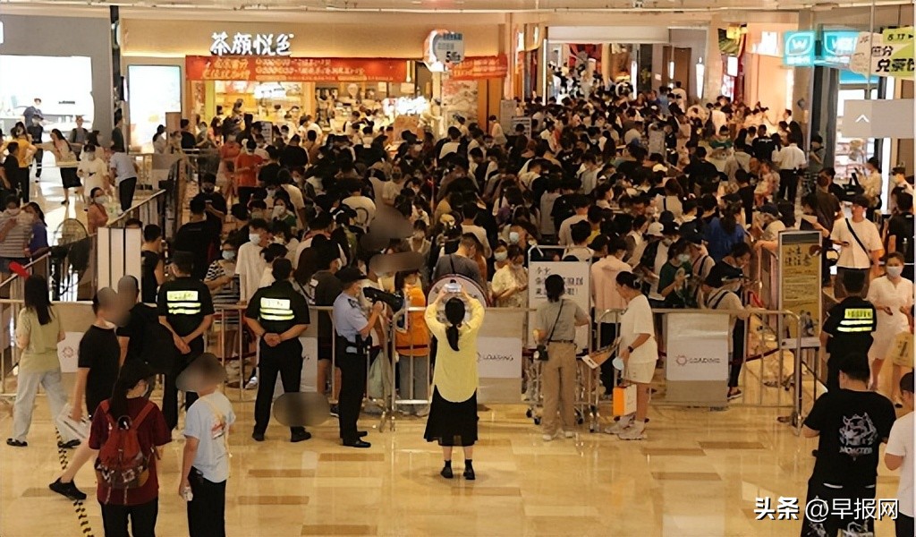 下午察:一杯难求的“人间烟火”