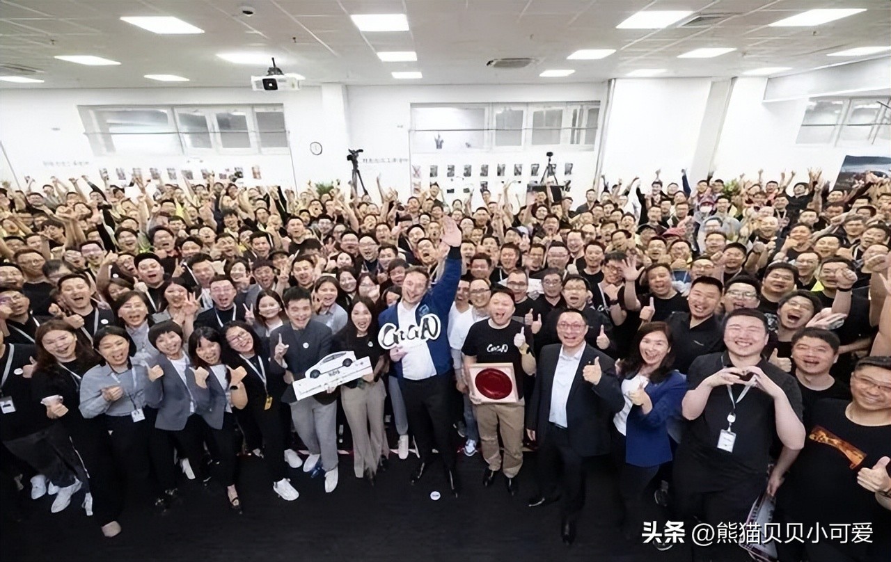 “闪电式”访华44个小时，马斯克重回全球首富宝座，该如何解读？