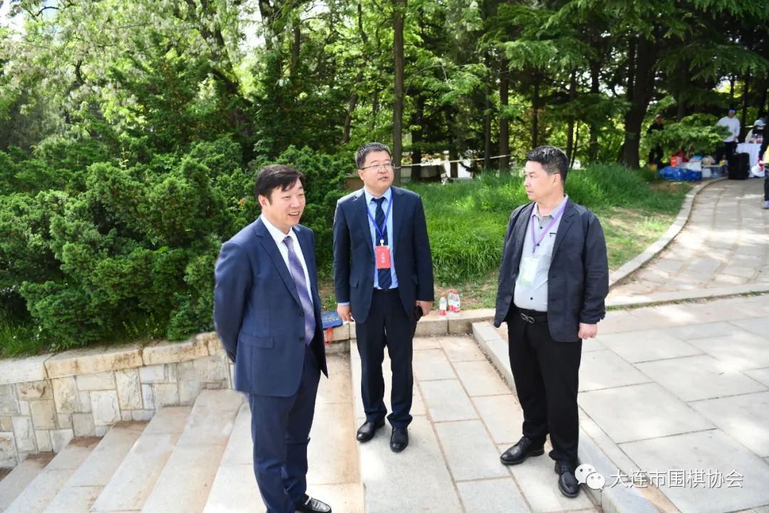 槐香四溢沁入八荒,槐香四溢