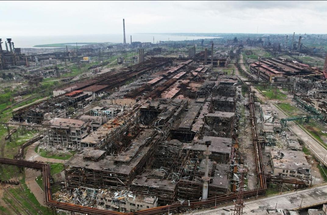 乌克兰债务突破千亿大关，泽连斯基和美签协议，要*国卖**家资产抵债