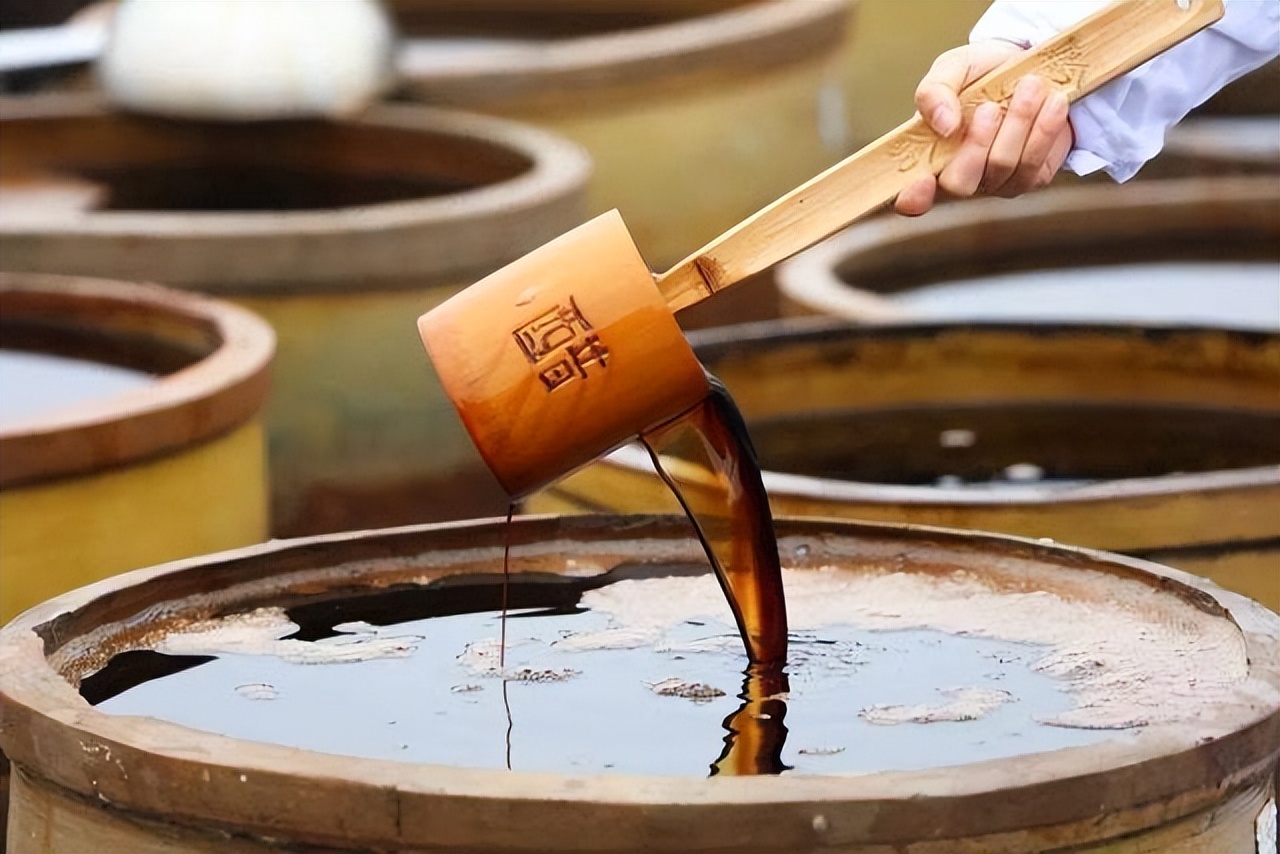 米醋白醋香醋陈醋的区别及用法,米醋白醋陈醋香醋有什么区别