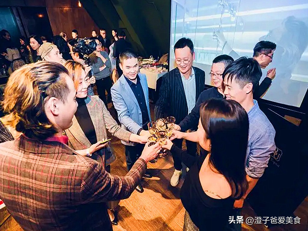 为什么有钱人都爱买茅台,为什么有钱人都爱喝茅台酒