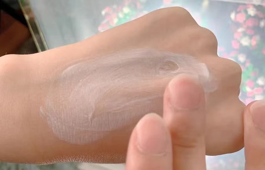 屈臣氏什么防晒霜好用平价,屈臣氏好用防晒霜推荐学生