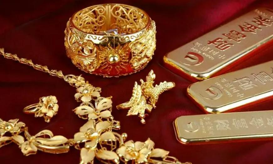 男朋友生日送什么样的黄金好,送女朋友礼物是黄金好还是钻石好