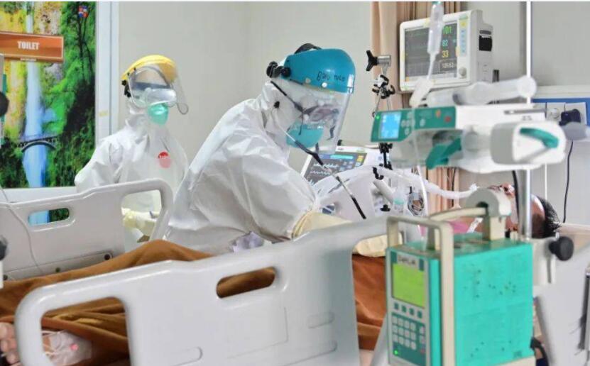 新马来回应该准备多少钱,新马费用