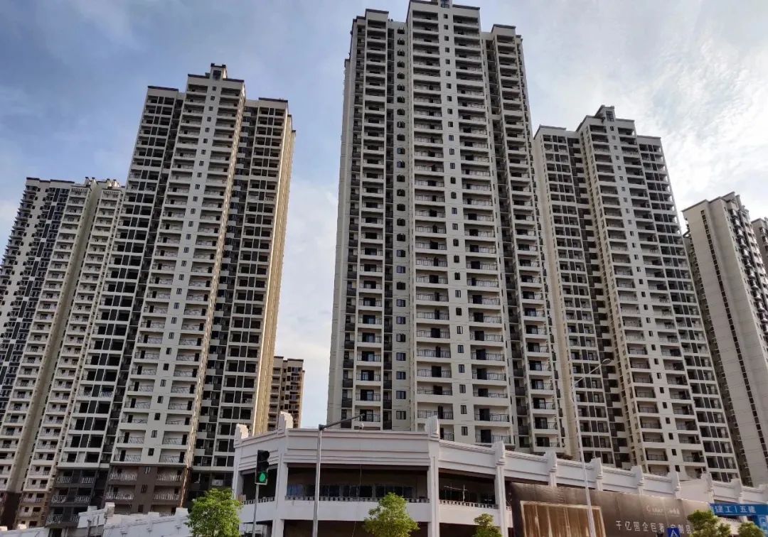 全新加推21栋256大平层,400万大平层楼盘