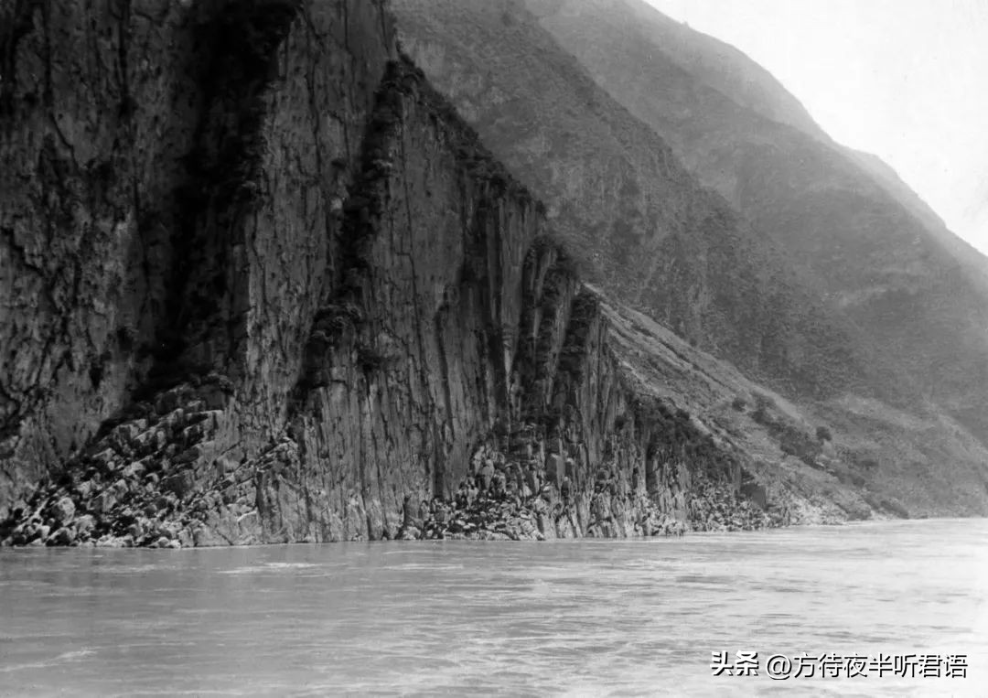 30年前的三峡和30年后三峡,珍贵老照片1925年的三峡你见过吗