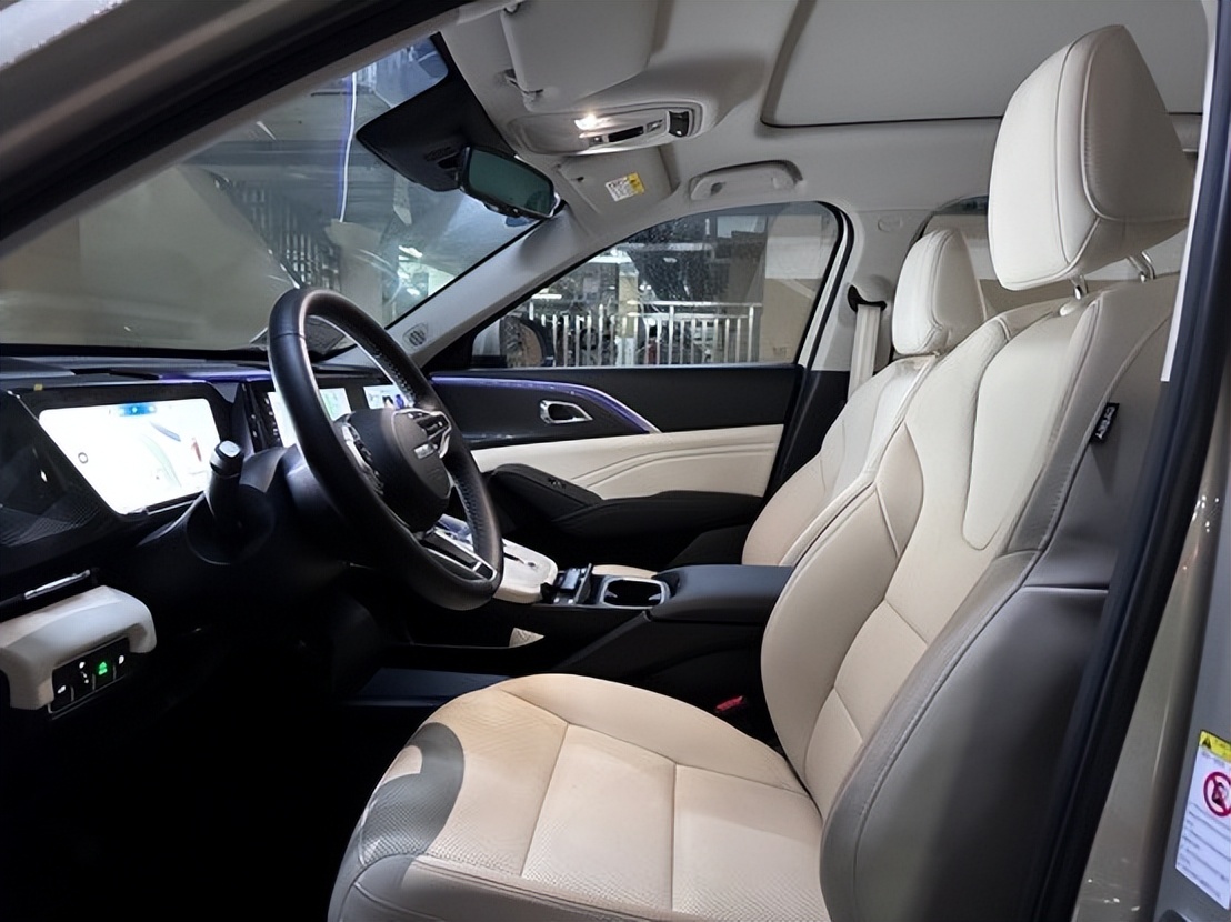 哈弗枭龙max四驱智能旗舰版实测,哈弗枭龙max在城市中试驾感受