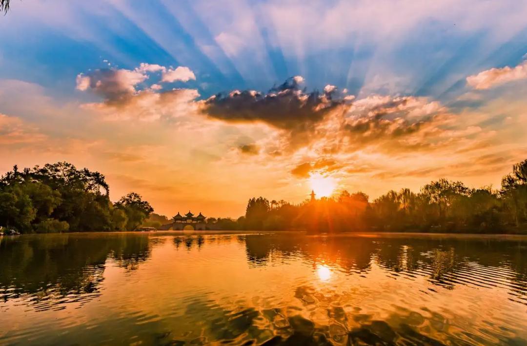 这还是你认识的合肥吗,这还是你认识的蜜雪冰城吗