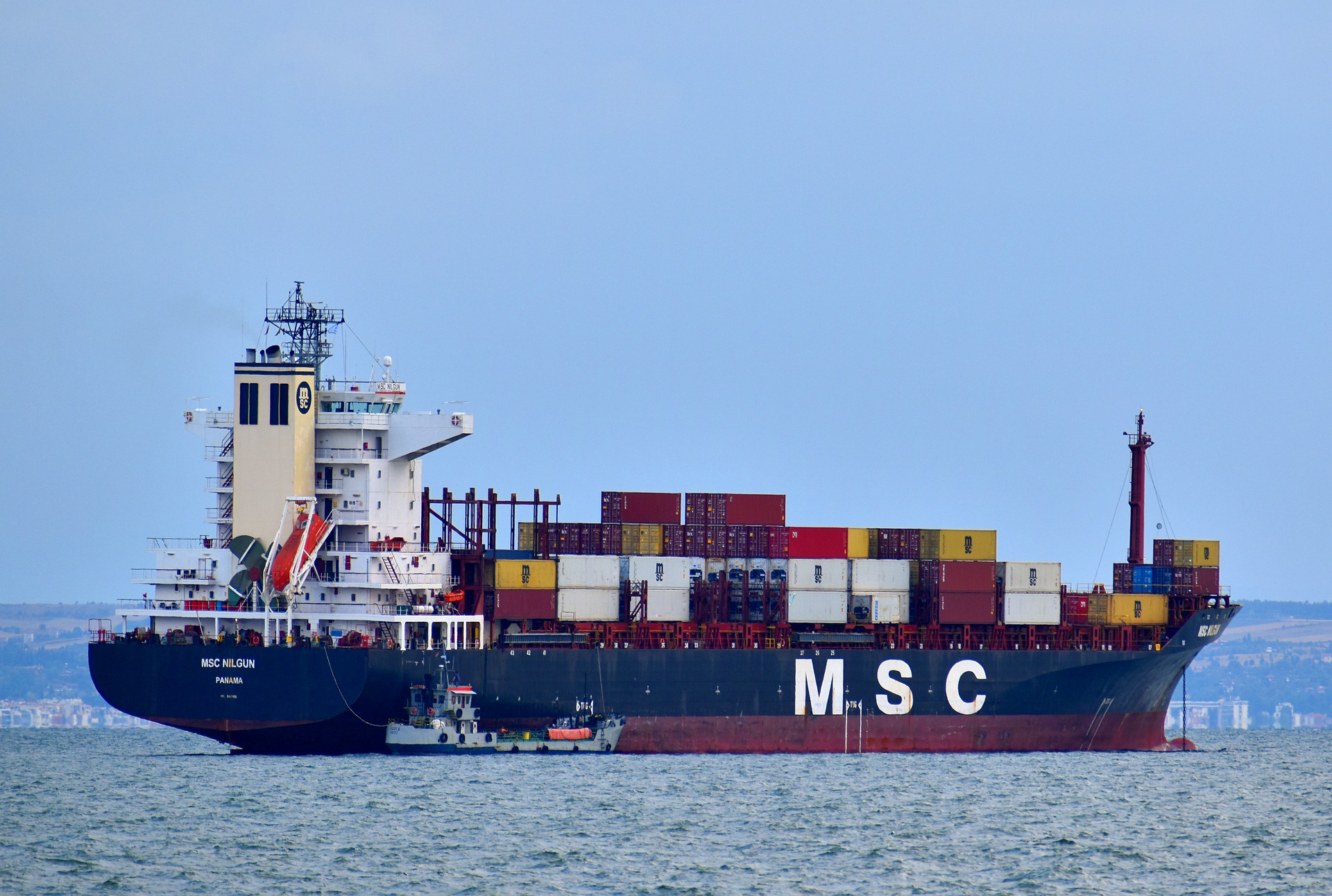 英国海关扣留的货怎么处理 (英国清关是边拆柜边清关吗)