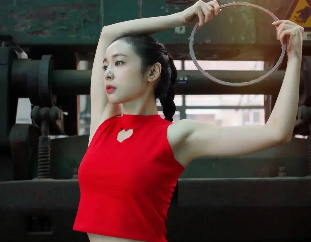 从爆红到现出原形,高叶从爆红到打回原形