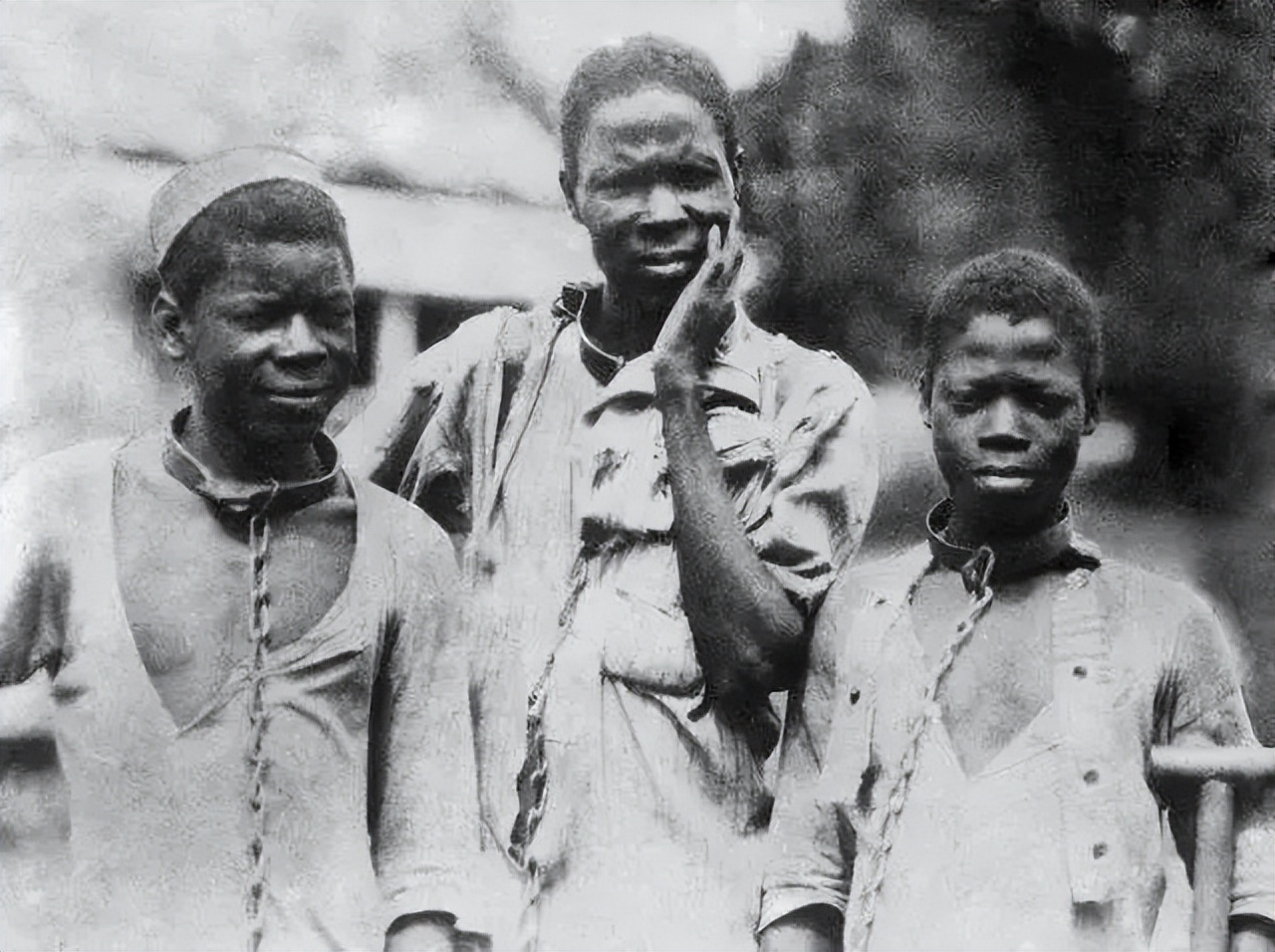 比鞭子、锁链、烙铁恐怖多了，为何轧棉机成为黑奴最痛恨的发明？