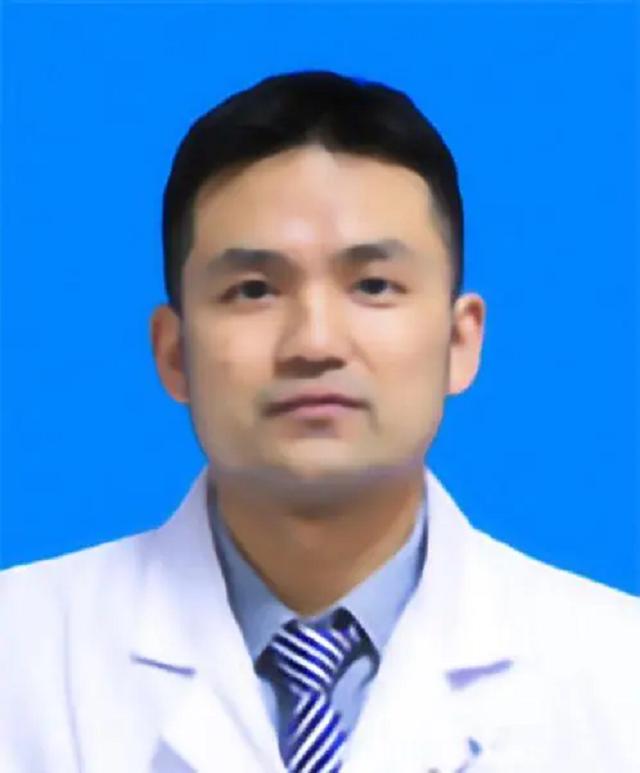 医生刘翔峰切病人器官是真的吗,医生手术随意切除病人器官