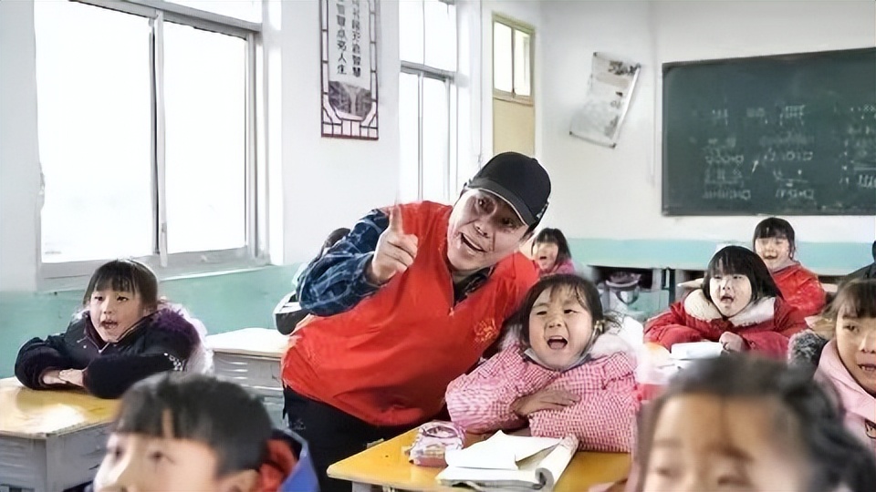 平顶山老大爷唱戏,河南农民大叔唱歌