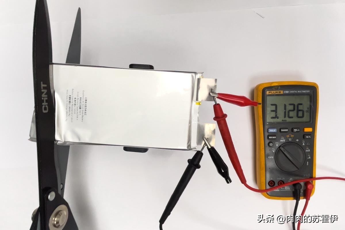 中国研发的固态电池,中国研发新型不会爆炸的电池