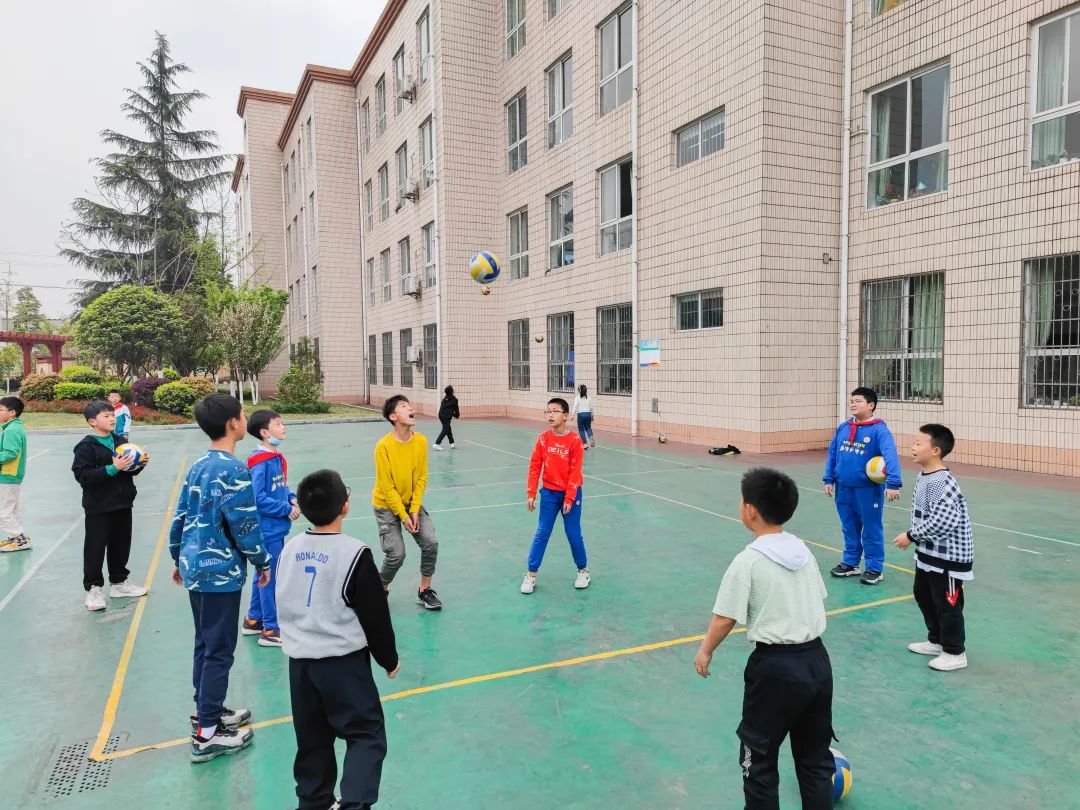 成都市双流区永安小学排球,九江市小学暑期托管