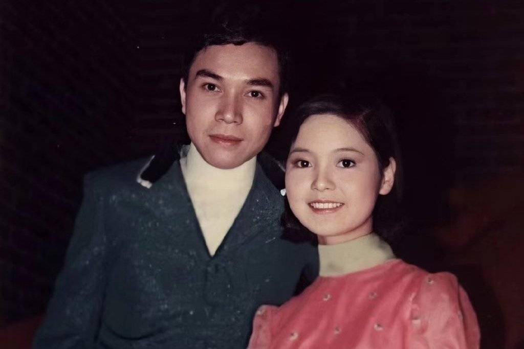 约翰肯尼迪小时候,传奇人物科比因空难不幸离世