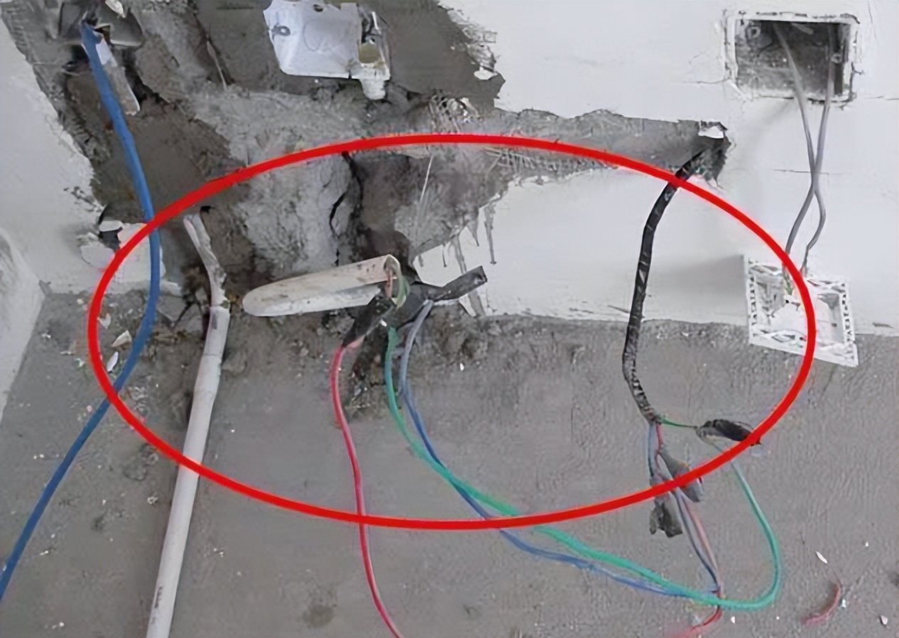 墙里的电线烧坏了,家里电线烧坏怎么办不用拆墙