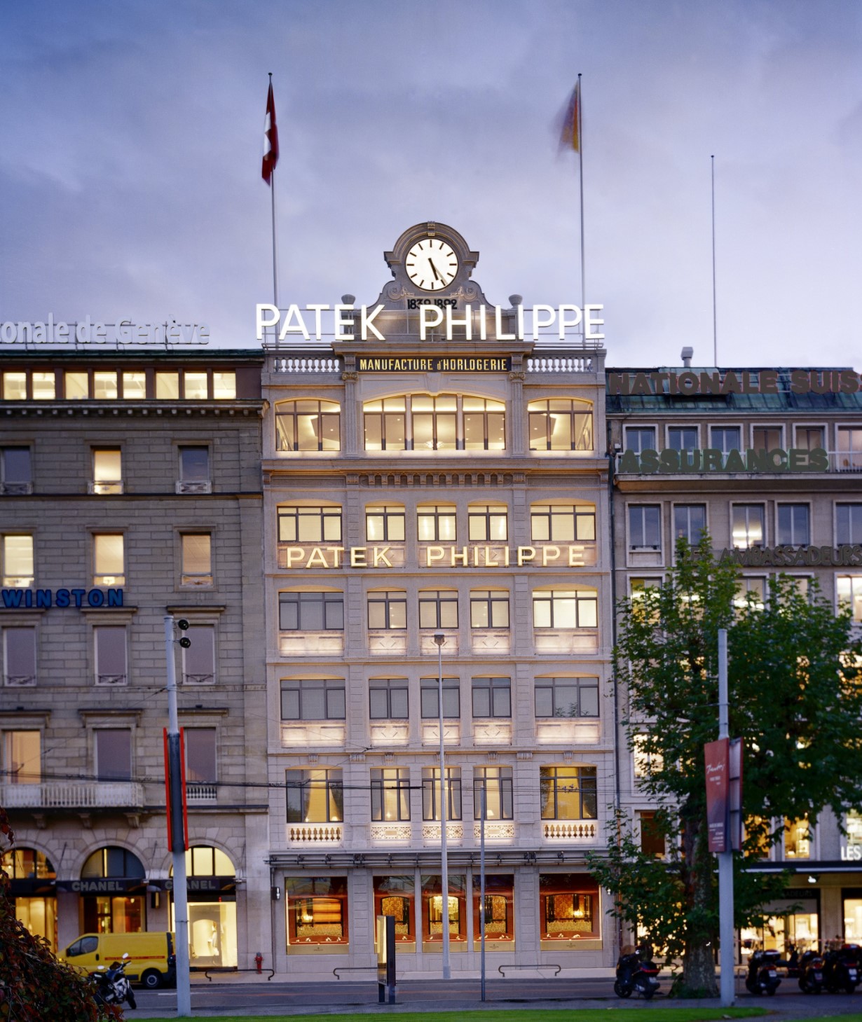 百达翡丽会甩掉经销商，自己开店吗？