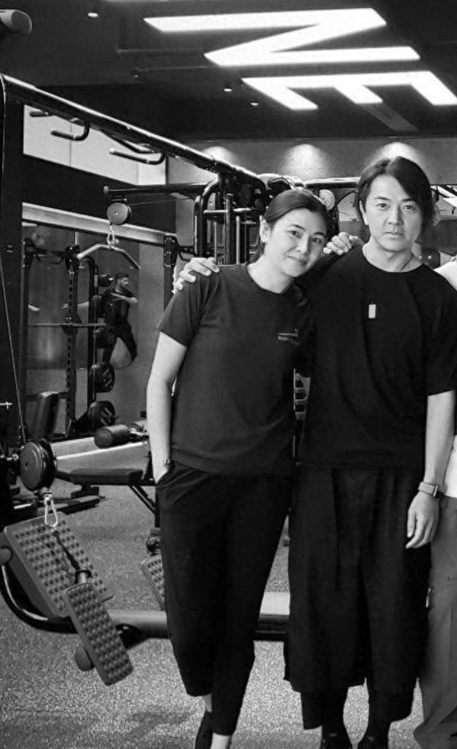 郑伊健演唱会蒙嘉慧讲日语,郑伊健演唱会上的蒙嘉慧