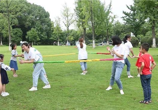 趣玩团建游戏,趣味团建游戏玩法