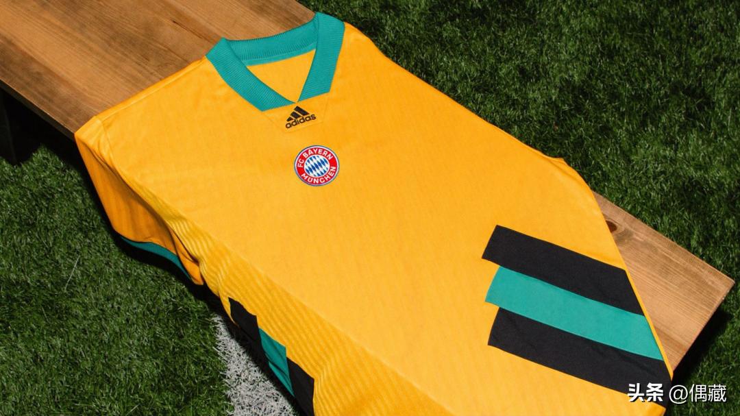 c罗海报最新,thedugout限量签名海报