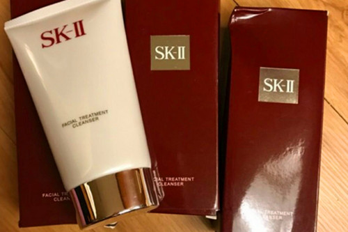 特别好用的氨基酸洗面奶,氨基酸洗面奶还是美白洗面奶好用