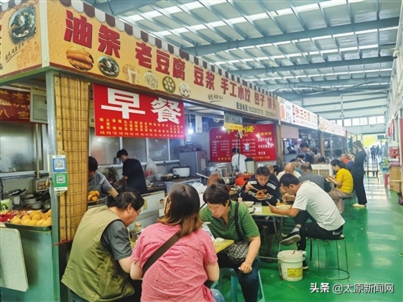 太原早市写真之四“肉联厂”里买卖旺