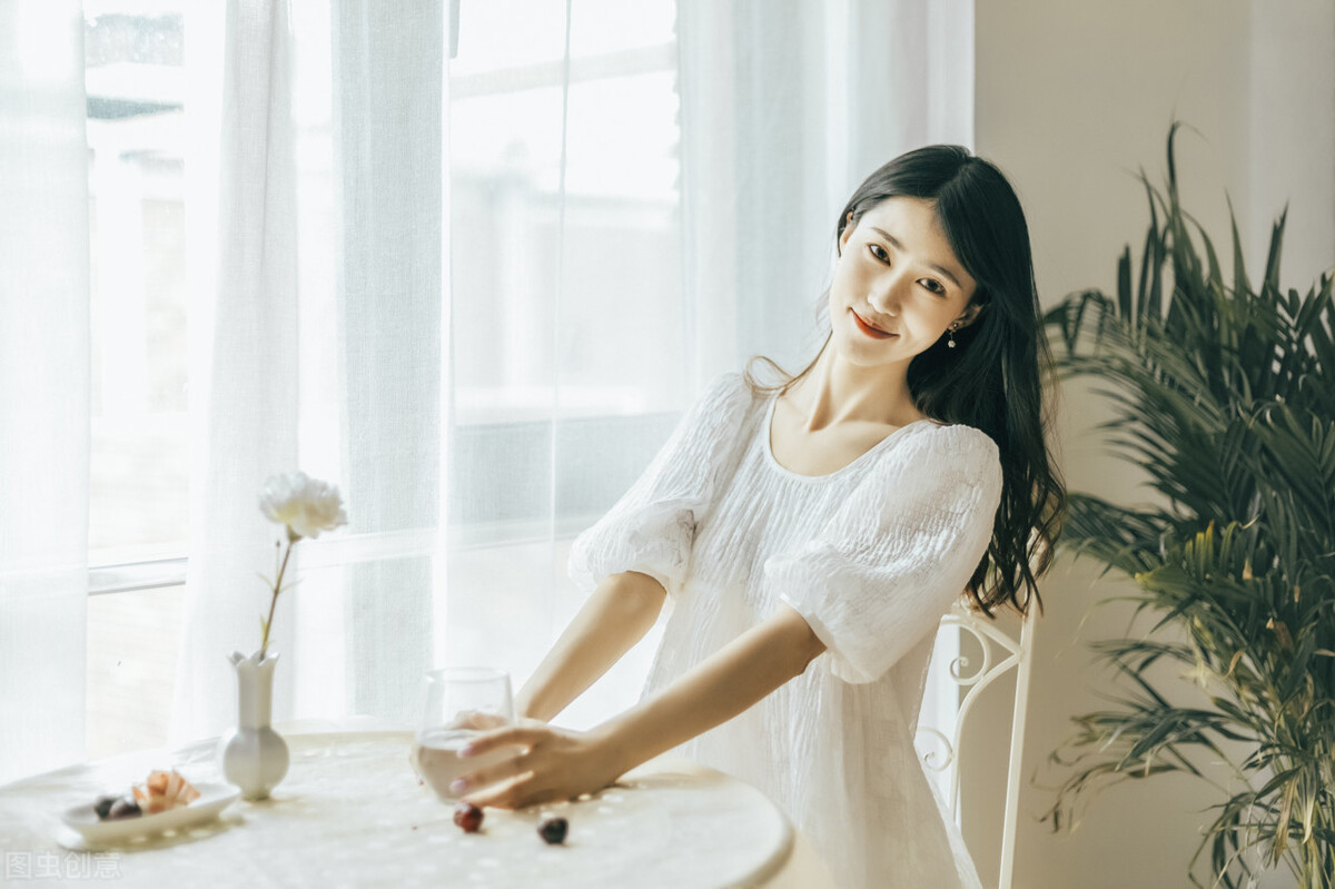 老公和初恋离婚的故事,老公遇到初恋离婚的故事