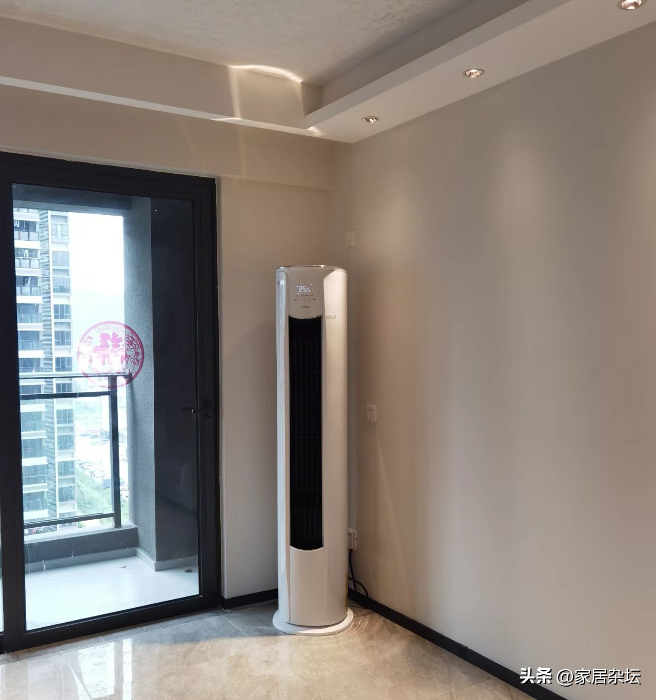 看了3家空调，终于明白10000多元的风管机和5000多元柜体机的区别