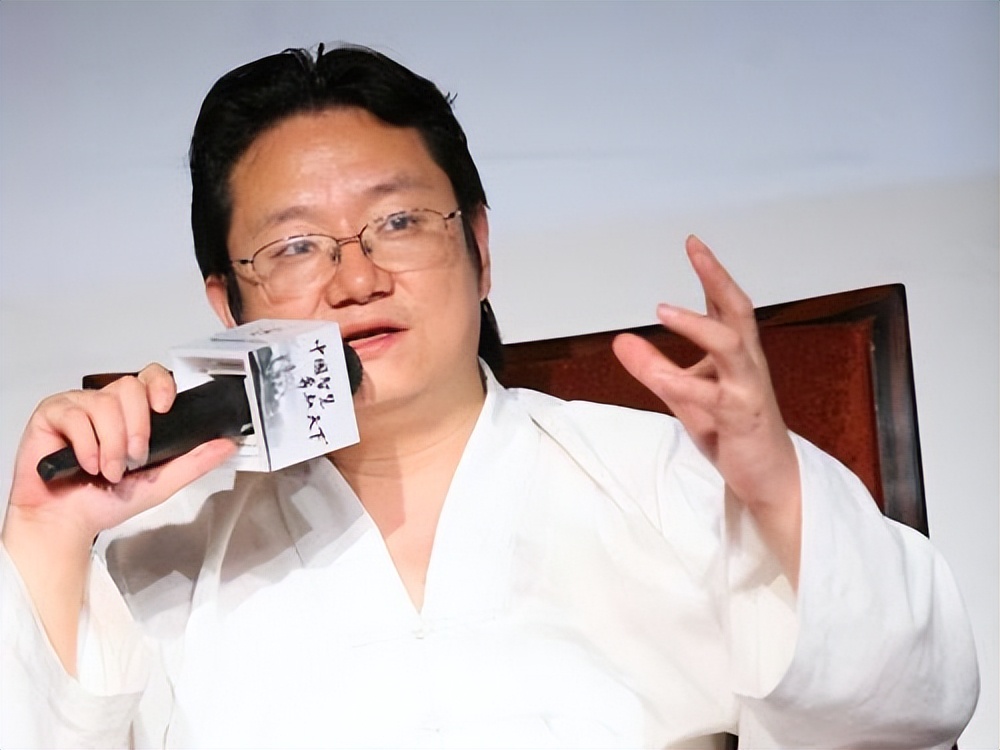 跌落的重庆富豪李军：辍学练杂耍，31岁成名，身家不菲却名下无钱