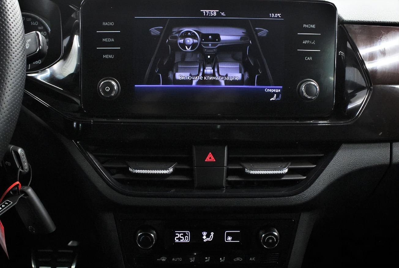 第二代大众polo1.4三厢升级,大众polo2019年款自动1.5报价