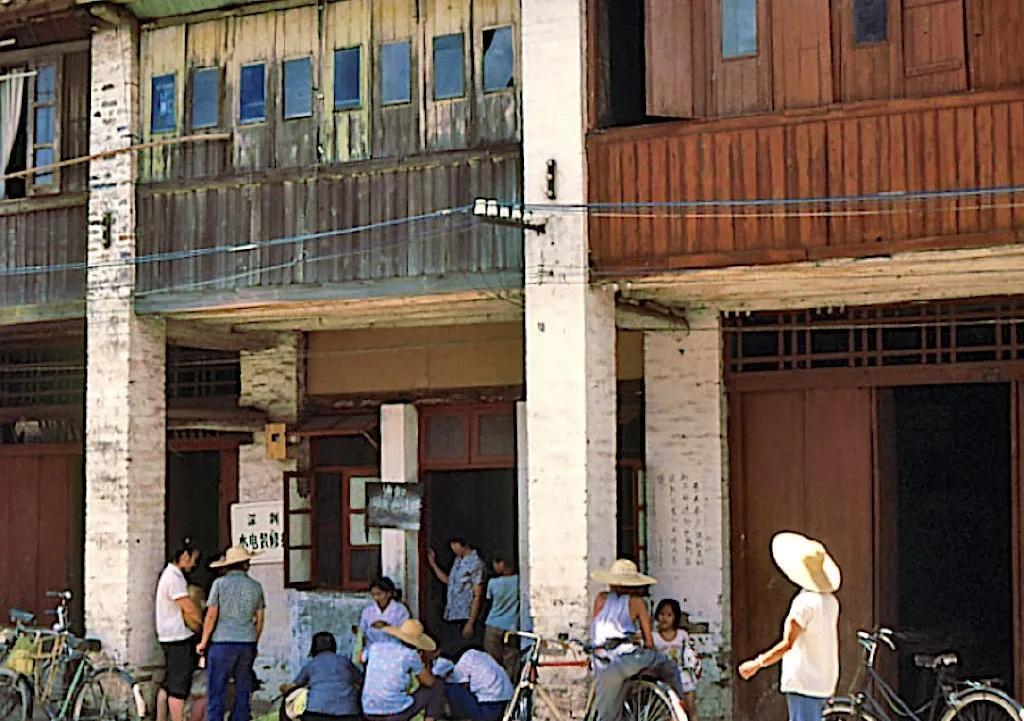 日军找“花姑娘”有多少*行暴**？老人回忆：日本兵没有一点人性