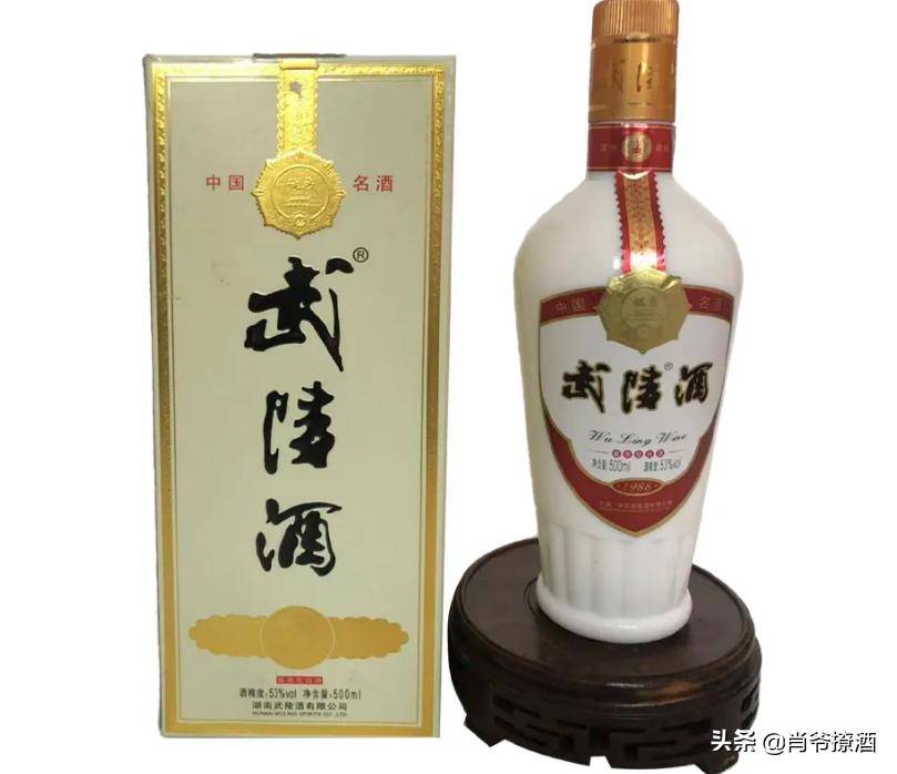 湖南人都喝的啤酒叫什么,湖南人喜欢喝什么高档酒