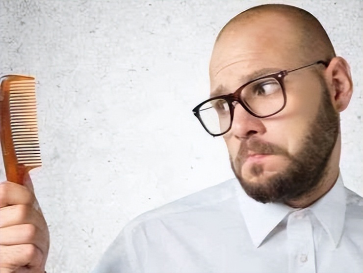 脱发为什么都是从头顶先秃,脱发为什么先从头顶脱