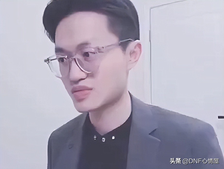 dnf鍚勫ぇ涓绘挱閮藉湪姣佸彿,dnf杩戞湡鐩存挱姣佸彿