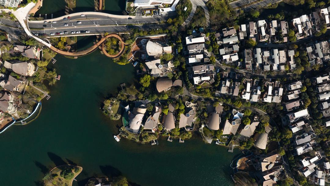 逸享自在的湖岸艺术“家”|ACEDESIGN