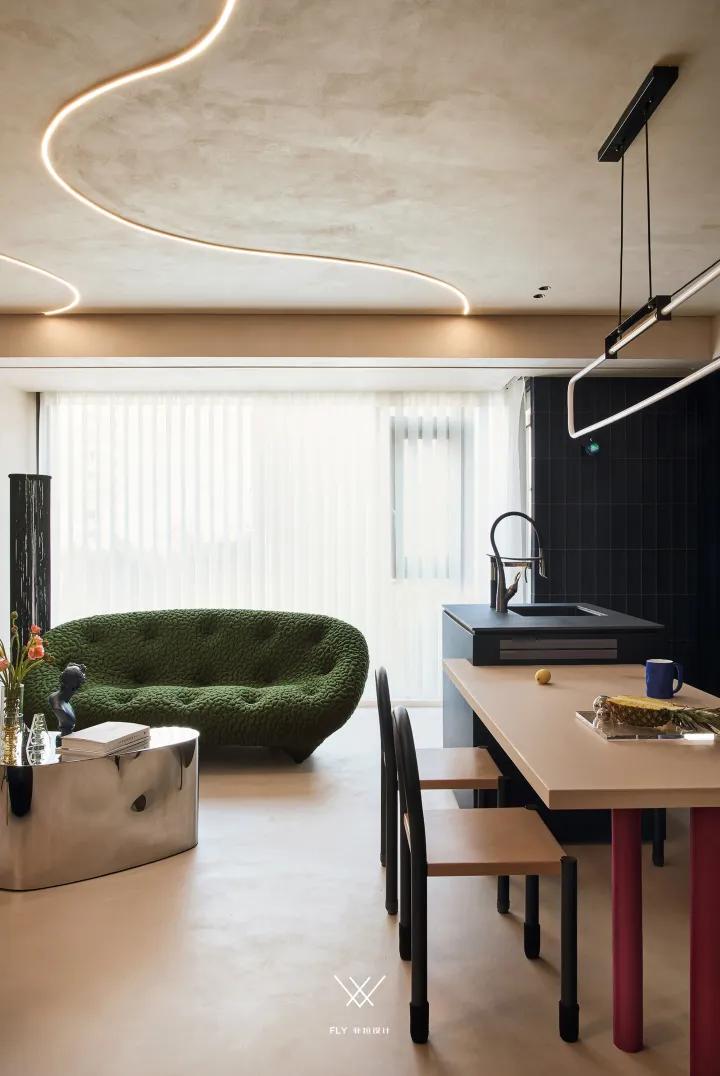 适合一个人的跃层,一室一厅单身男人布局